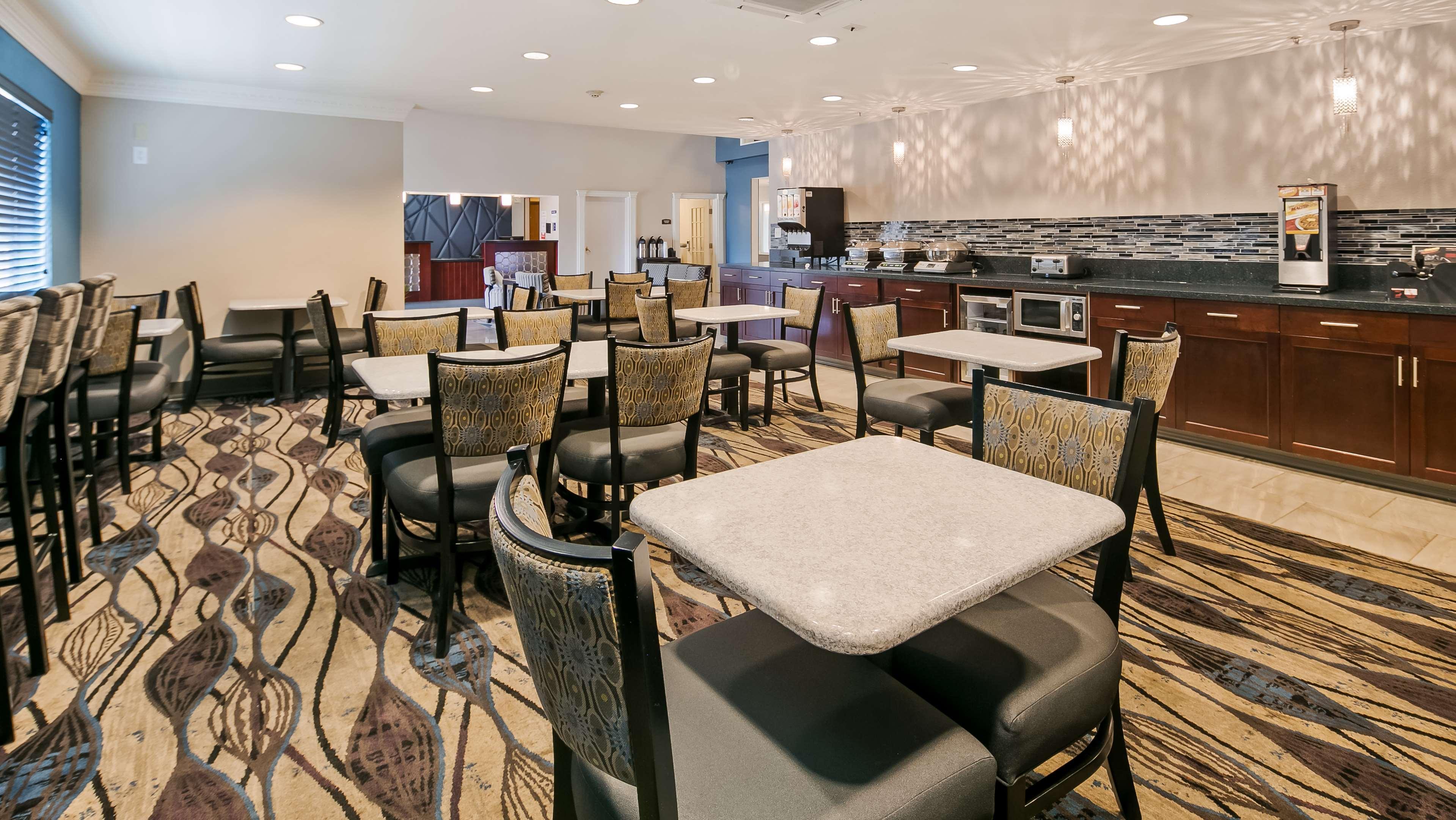 Best Western Plus Aberdeen Exterior photo